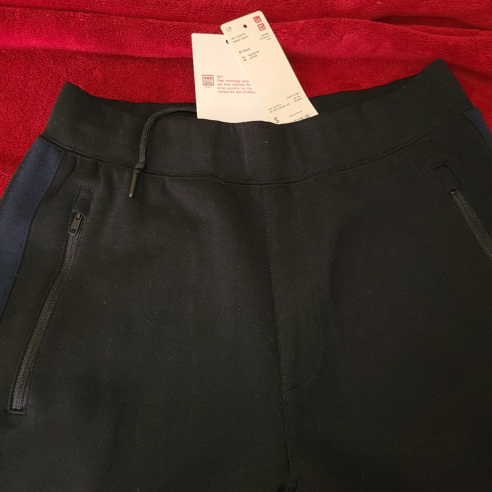 Uniqlo dry sweat pants - Picture 3 of 5